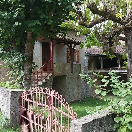 Feriehus Authentique Maison Quercynoise A 4 Kms De St Cirq Lapopie Cenevieres